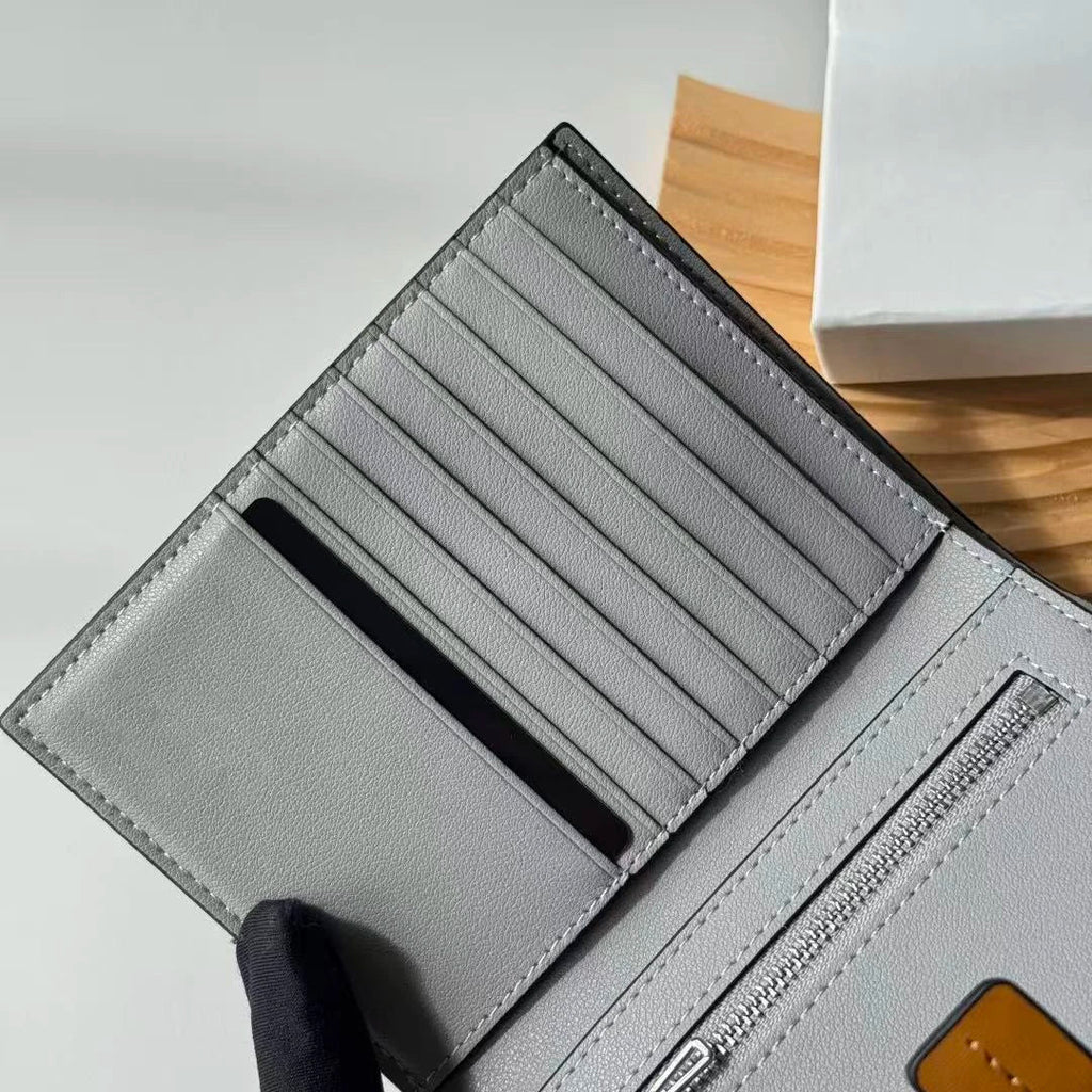 Stylish Women's Leather Wallet