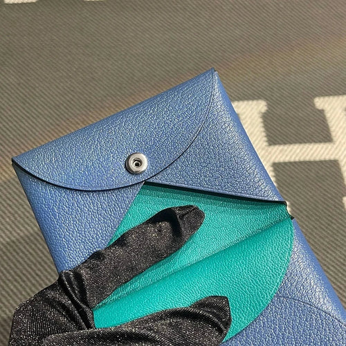 Elegant Leather Key Wallet